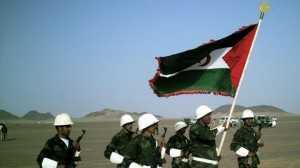 Soldados saharauis en un desfile
