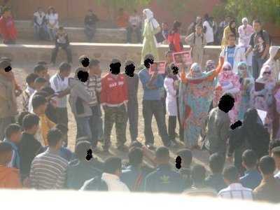 Estudiantes saharauis en Smara. 12/2008 manifestndose por el asesinato de dos compaeros en Agadir