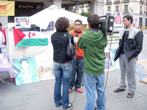 Huelga de hambre 24 horas en solidaridad con los presos saharauis de las carceles marroquis y de los T.O.